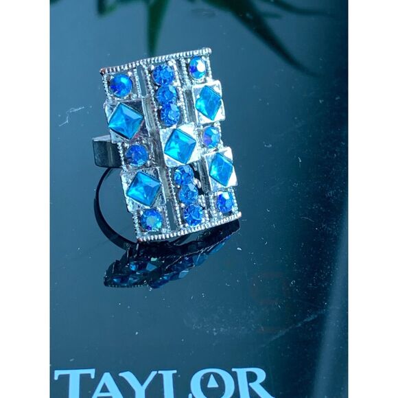 Silver Plated & Blue Topaz Colored Stones Rectangle-Shaped Bling Ring 5 1/4 adju - Picture 2 of 9